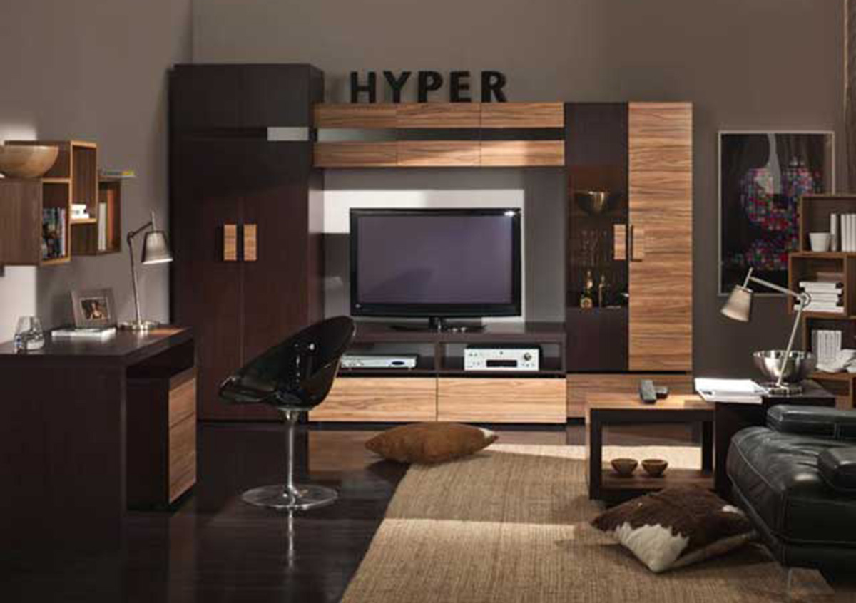 Hyper